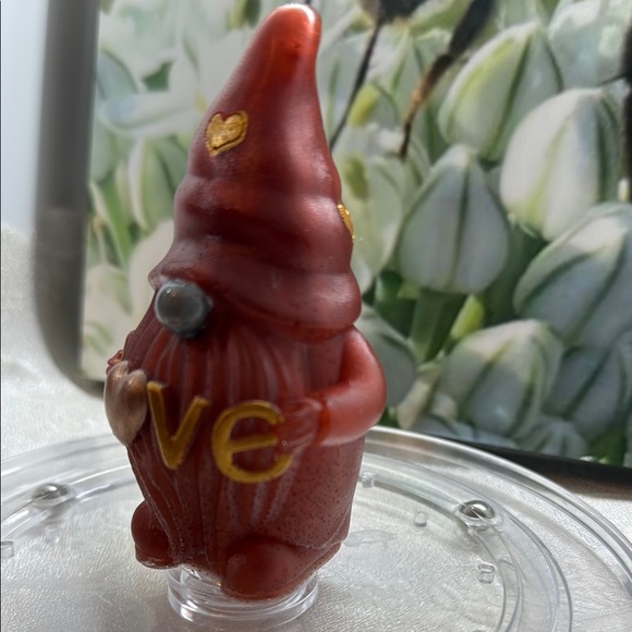 Love Gnome Figurine - Red and Gold - Picture 3 of 9